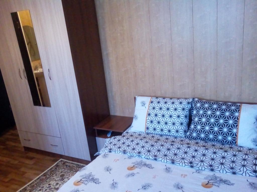 Nursat Guest House Astaná Exterior foto